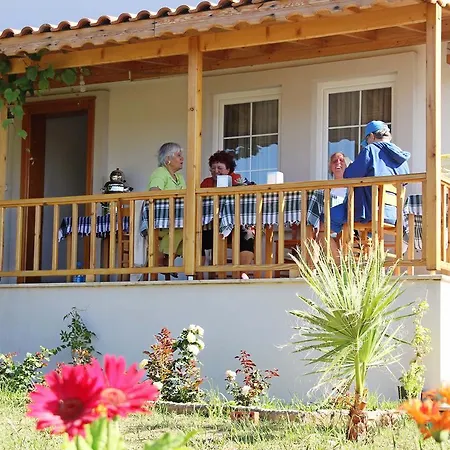 Le Mansion